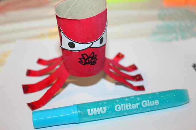 uhu glitter paianjen finalizat