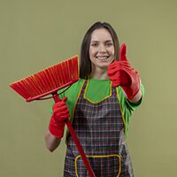 Mături și Lopeți